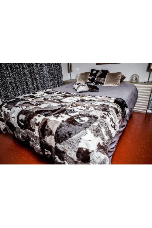 Coussin en Patchwork Gris de Fourrure de Lapin Long Hair