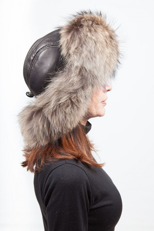 Chapka en Finn Raccoon et Cuir d'Agneau