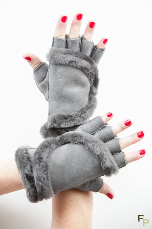 Grey Mittens in Lamb Fur and Lamb Velvet