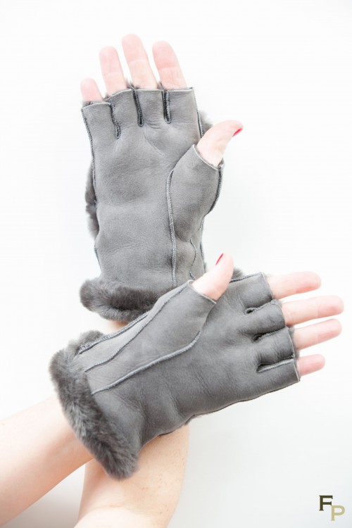 Grey Mittens in Lamb Fur and Lamb Velvet