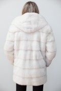 Veste Longue de Vison Blanc à Capuche