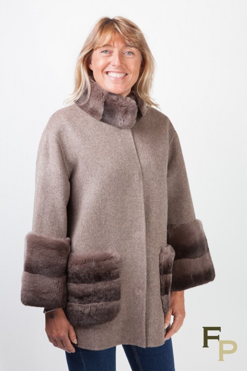 Manteau en Laine Gris Foncé et Fourrure de Rex Rabbit