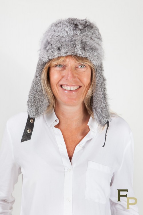 Chapka en Lapin Gris, Cuir et Velours Noir