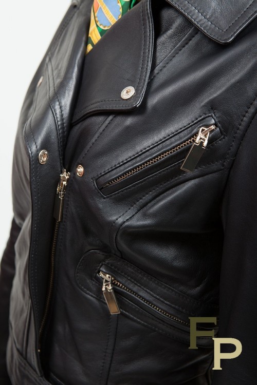 Blouson de Cuir Noir en Agneau Plongé