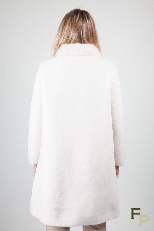 Manteau en Laine d'Agneau et Col de Vison Blanc