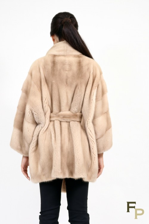 Manteau "Kimono" en Fourrure de Vison Terra