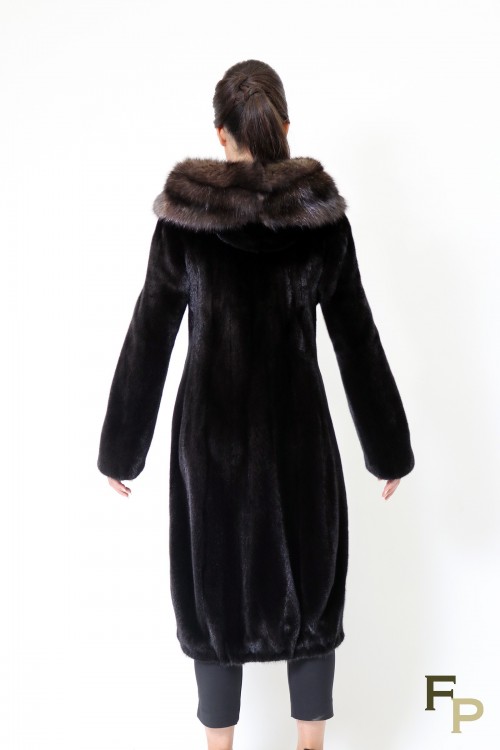 Manteau Long &agrave; Capuche en Fourrure Blackglama et Zibeline