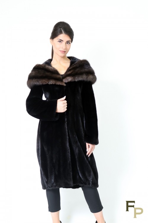 Manteau Long &agrave; Capuche en Fourrure Blackglama et Zibeline