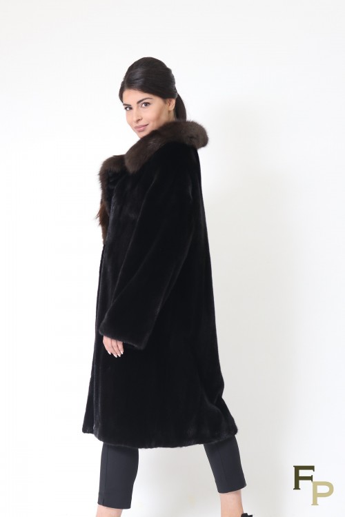 Fur Coat in Black Mink and Sable Collar